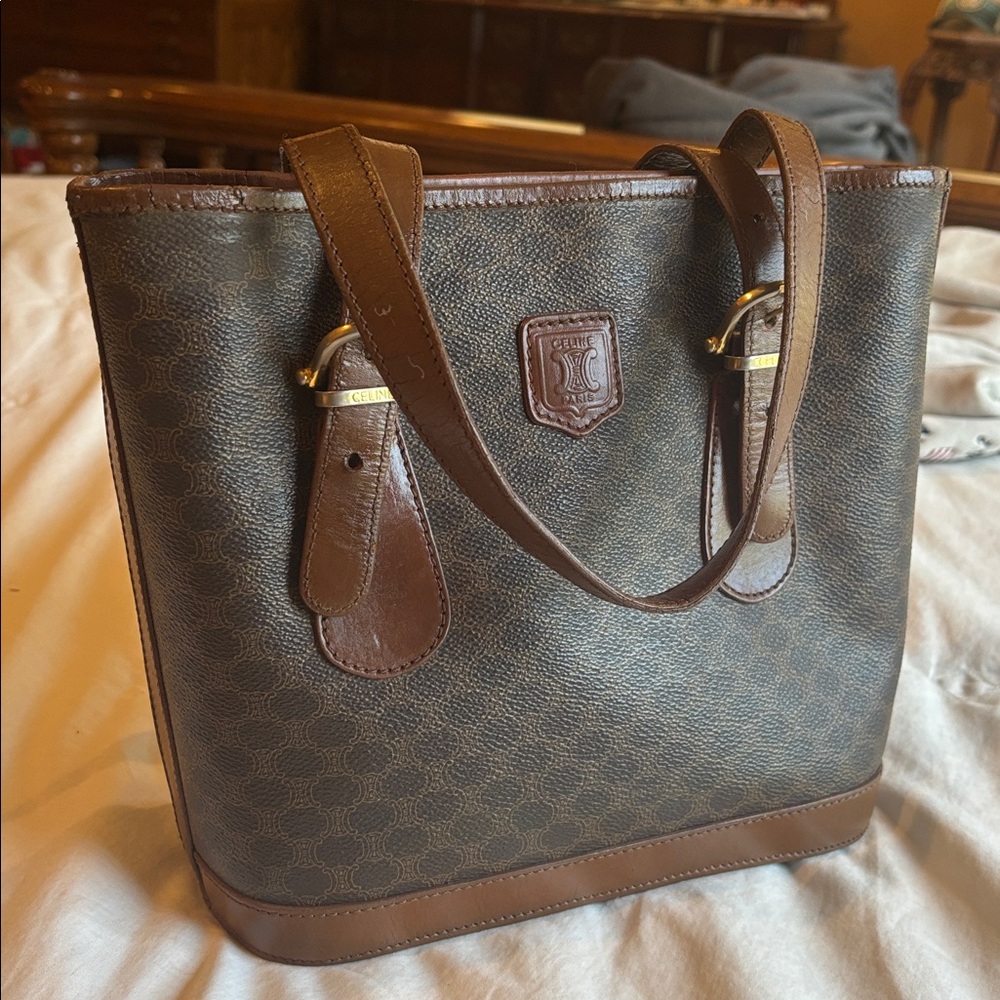 Celine Vintage Macadam Bucket Bag
Leather Brown Gold